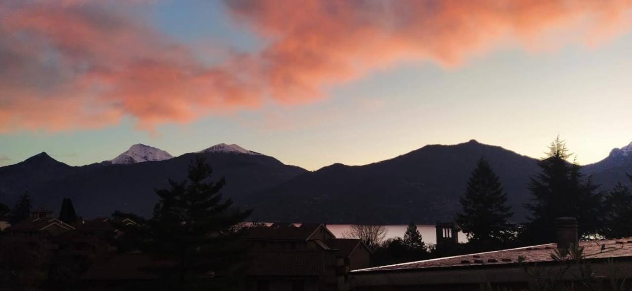 Appartamento La Terrazza Di Dora Menaggio Eksteriør billede